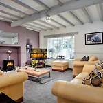 Cloggers Cottage, Harrogate With Free Parking Darley