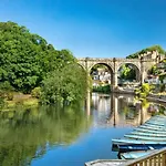 Cloggers Cottage, Harrogate With Free Parking * Darley