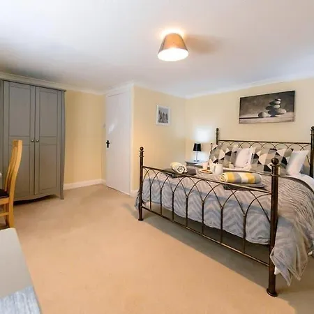 Three Bedroom Countryside Holiday home