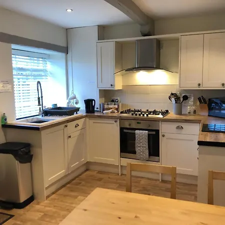 Three Bedroom Countryside * Darley