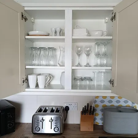 3 Bed Cottage, Free Parking, Free Wifi, Harrogate * Darley