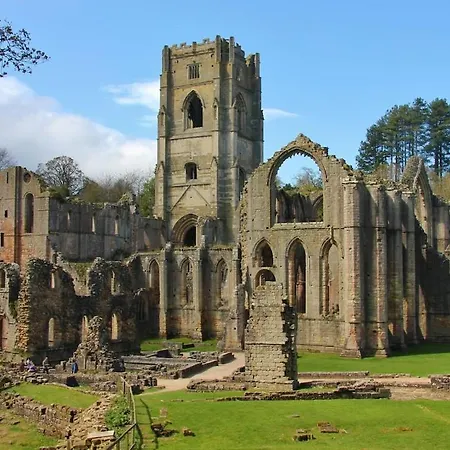 3 Bed Cottage, Free Parking, Free Wifi, Harrogate Darley