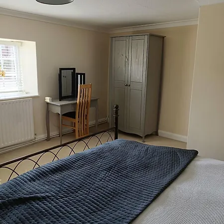 3 Bed Cottage, Free Parking, Free Wifi, Harrogate