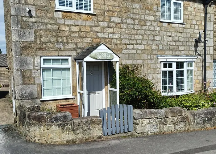 Cozy 3 Bed Cottage In Harrogate With Free Parking And Strong Wifi Ferienhaus Darley
