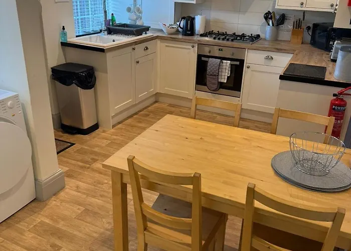 Cozy 3 Bed Cottage In Harrogate With Free Parking And Strong Wifi Ferienhaus Darley