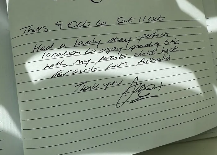 Cozy 3 Bed Cottage In Harrogate With Free Parking And Strong Wifi Ferienhaus Darley