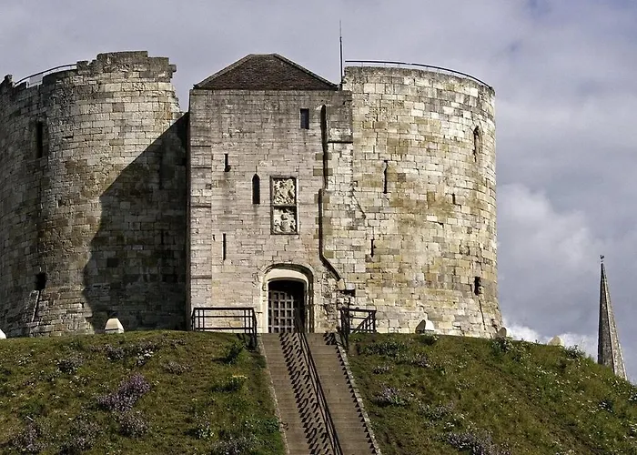 Cozy 3 Bed Cottage In Harrogate With Free Parking And Strong Wifi Darley