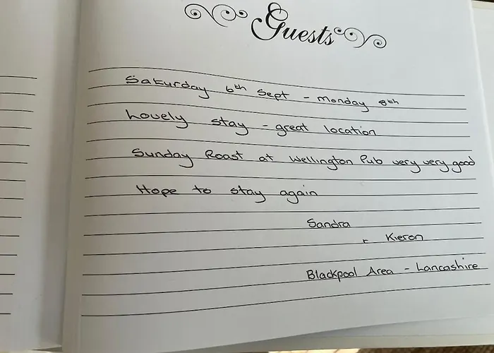 Cozy 3 Bed Cottage In Harrogate With Free Parking And Strong Wifi * Darley