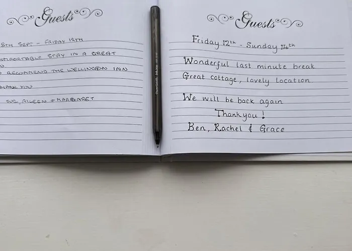 Cozy 3 Bed Cottage In Harrogate With Free Parking And Strong Wifi Ferienhaus *