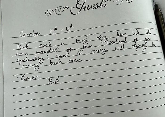 Cozy 3 Bed Cottage In Harrogate With Free Parking And Strong Wifi Ferienhaus *